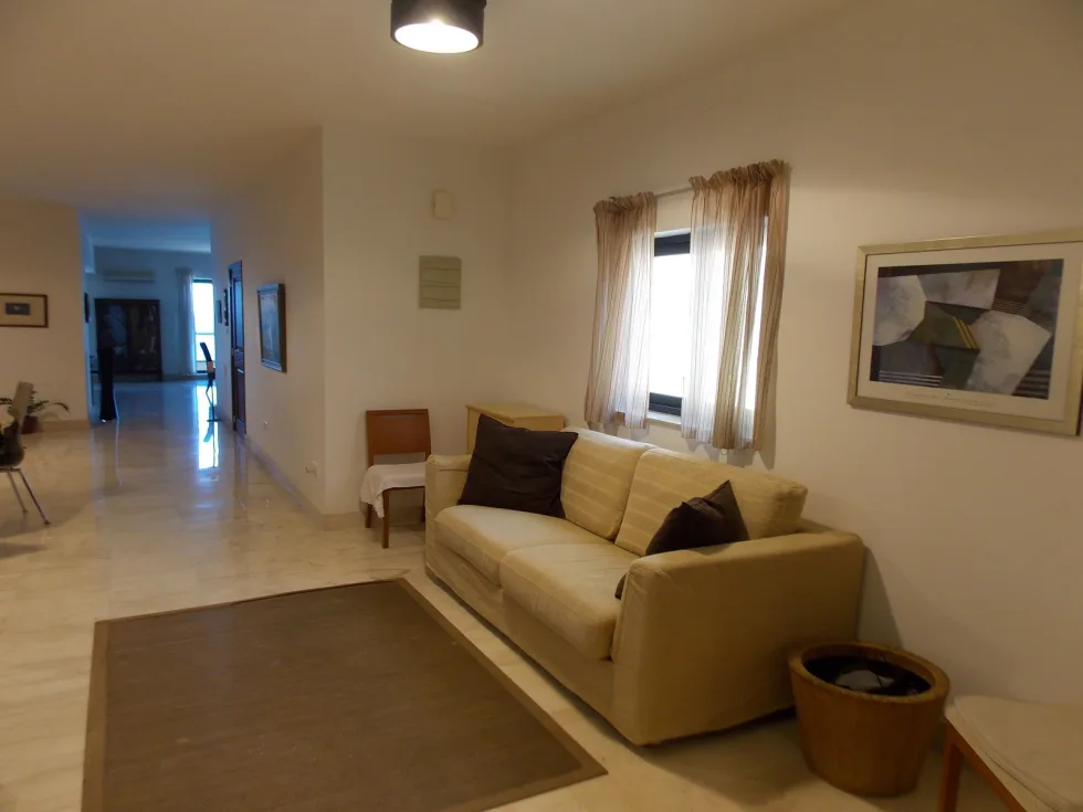 3 bed Apartment For Rent in Sliema, Sliema - thumb 8