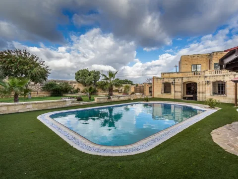 3 bed Villa For Sale in Naxxar, Naxxar - thumb 3