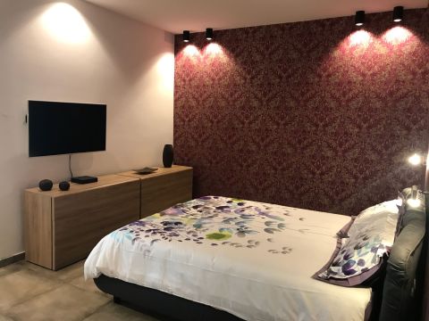 2 bed Apartment For Rent in Sliema, Sliema - thumb 8