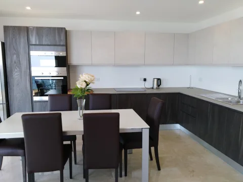 3 bed Apartment For Rent in Sliema, Sliema - thumb 3