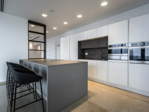 3 bed Apartment For Rent in Sliema, Sliema - thumb 4