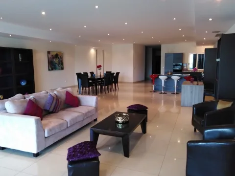3 bed Apartment For Rent in Ta' Xbiex, Ta' Xbiex - thumb 5