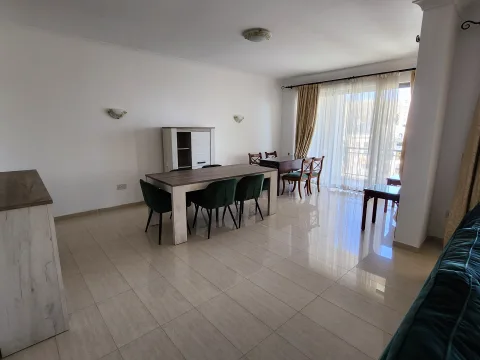 3 bed Apartment For Sale in St Julian's, St Julian's - thumb 5