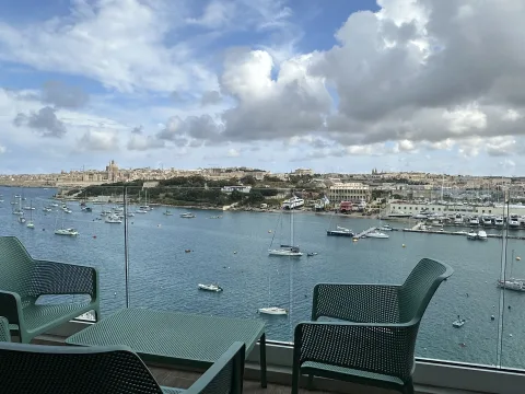 3 bed Apartment For Rent in Sliema, Sliema - thumb 1