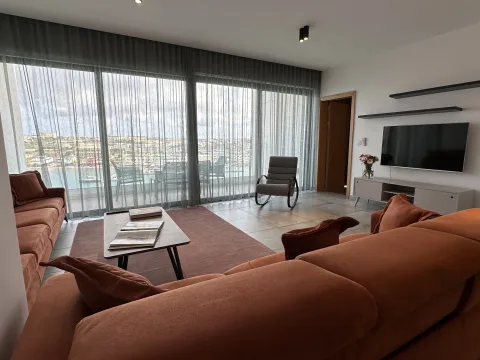 3 bed Apartment For Rent in Sliema, Sliema - thumb 5