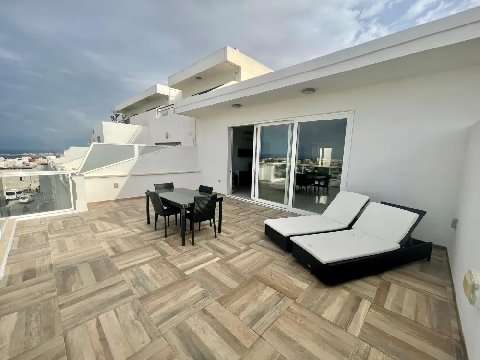 2 bed Penthouse For Rent in Mellieha, Mellieha - thumb 2