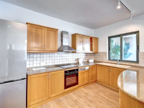 3 bed Apartment For Rent in Sliema, Sliema - thumb 8