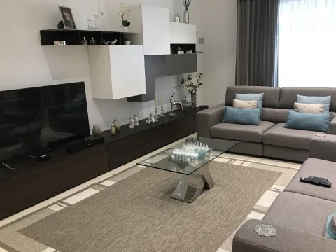 3 bed Apartment For Rent in Sliema, Sliema - thumb 6