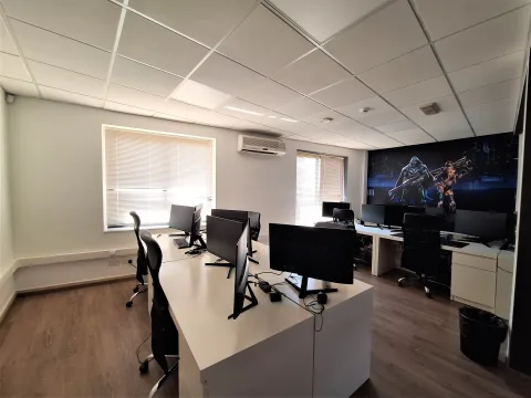 0 bed Office For Rent in Sliema, Sliema - thumb 4