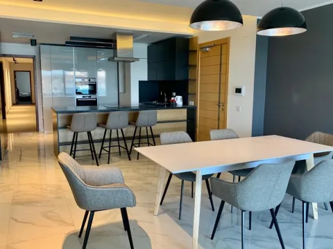 3 bed Apartment For Rent in Sliema, Sliema - thumb 4