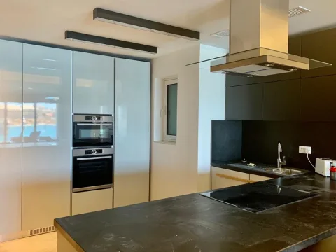 3 bed Apartment For Rent in Sliema, Sliema - thumb 7