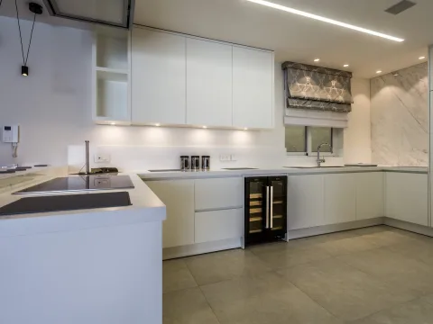 3 bed Apartment For Rent in Sliema, Sliema - thumb 7