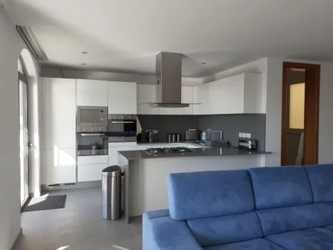 2 bed Apartment For Rent in St Julian's, St Julian's - thumb 6