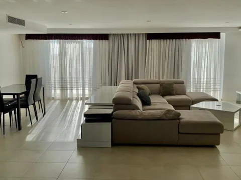 3 bed Penthouse For Rent in St Julian's, Ta Giorni - thumb 1