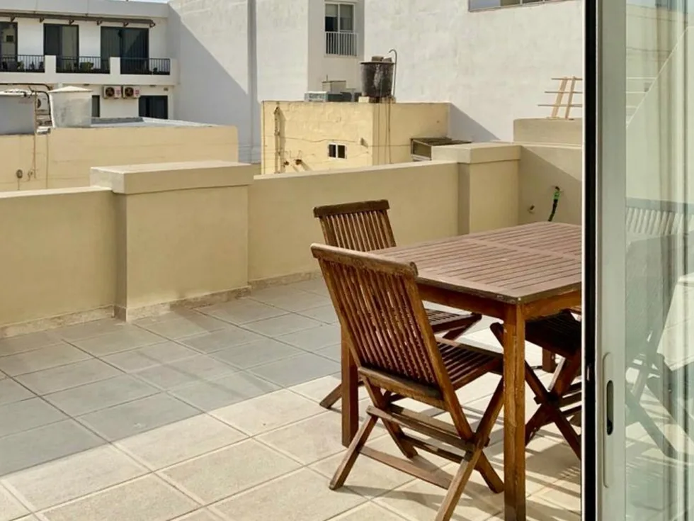 3 bed Penthouse For Rent in St Julian's, Ta Giorni - thumb 4