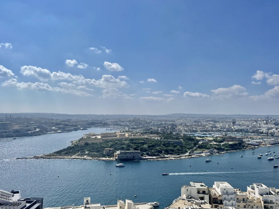3 bed Penthouse For Rent in Sliema, Sliema - thumb 18