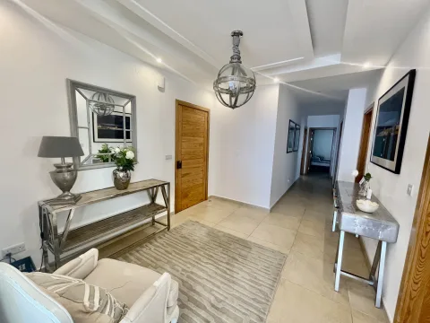 3 bed Penthouse For Rent in Sliema, Sliema - thumb 9