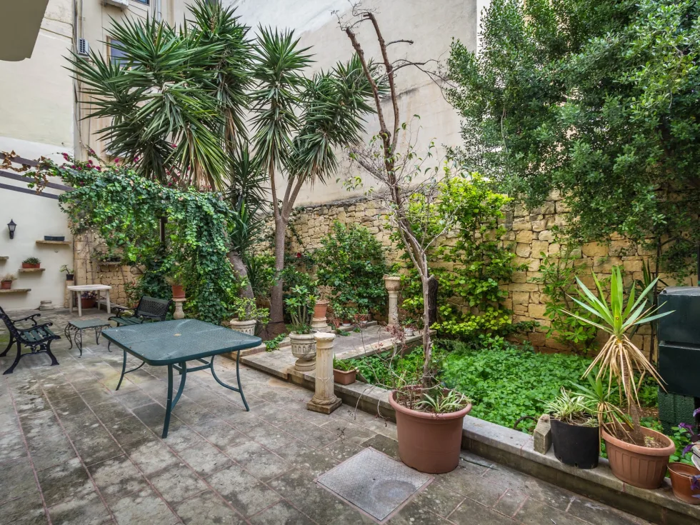 5 bed Villa For Rent in St Julian's, St Julian's - thumb 11