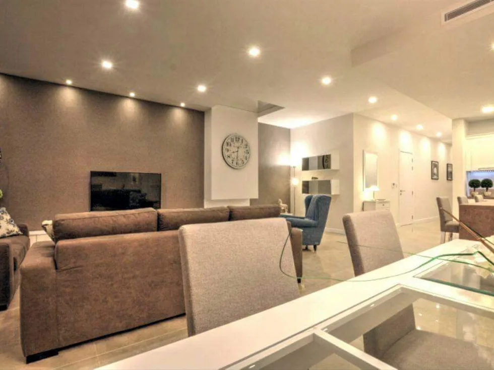 2 bed Apartment For Rent in Sliema, Sliema - thumb 8