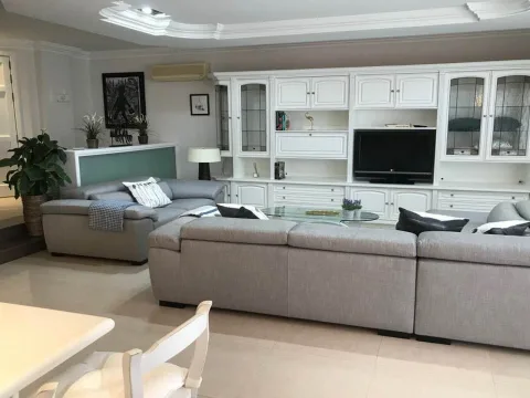 3 bed Apartment For Sale in Sliema, Sliema - thumb 5