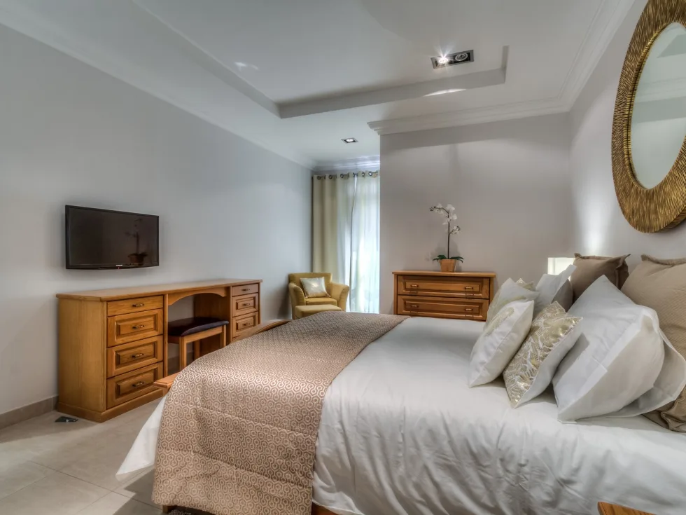 3 bed Apartment For Rent in Sliema, Sliema - thumb 10