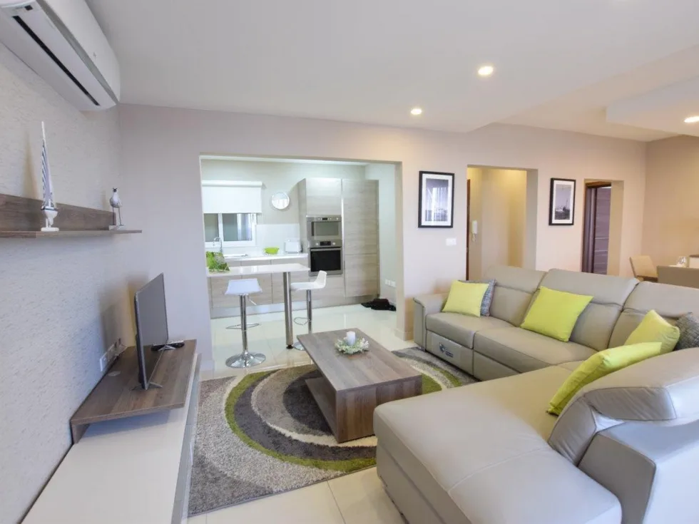 3 bed Apartment For Rent in Sliema, Sliema - thumb 5