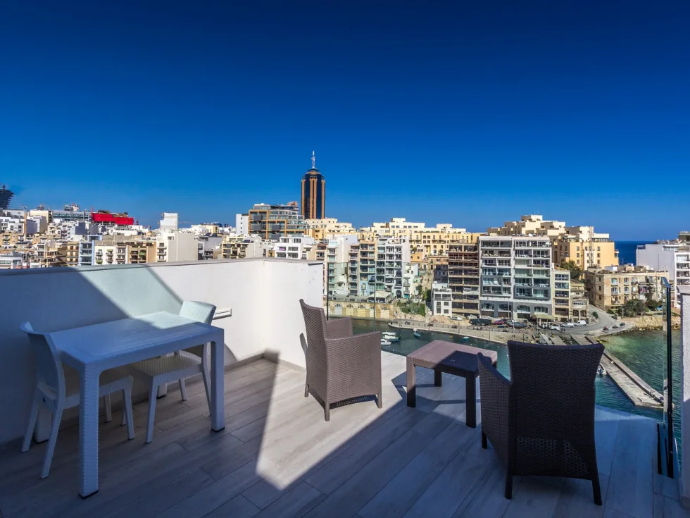 2 bed Penthouse For Rent in St Julian's, St Julian's - thumb 11
