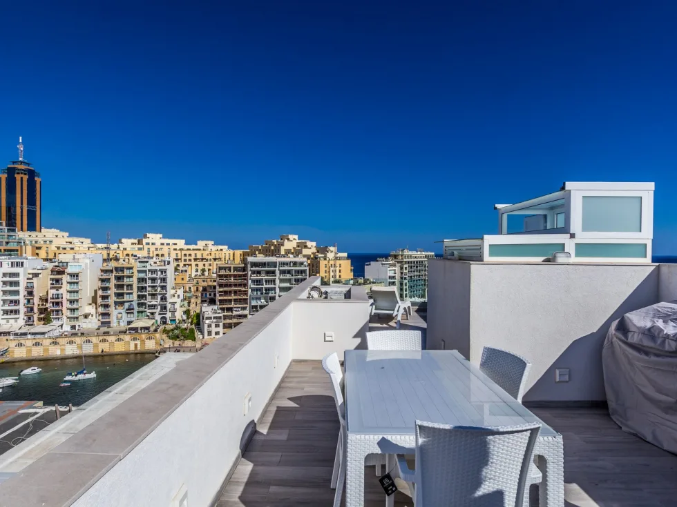 2 bed Penthouse For Rent in St Julian's, St Julian's - thumb 12