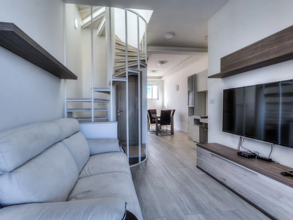 2 bed Penthouse For Rent in St Julian's, St Julian's - thumb 2