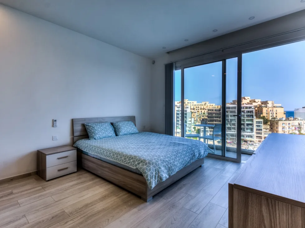 2 bed Penthouse For Rent in St Julian's, St Julian's - thumb 6