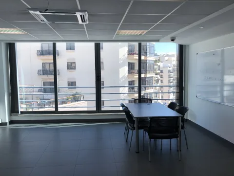 0 bed Office For Rent in Sliema, Sliema - thumb 7