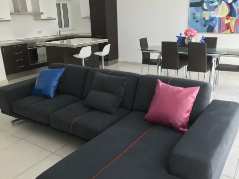 3 bed Apartment For Rent in Sliema, Sliema - thumb 3