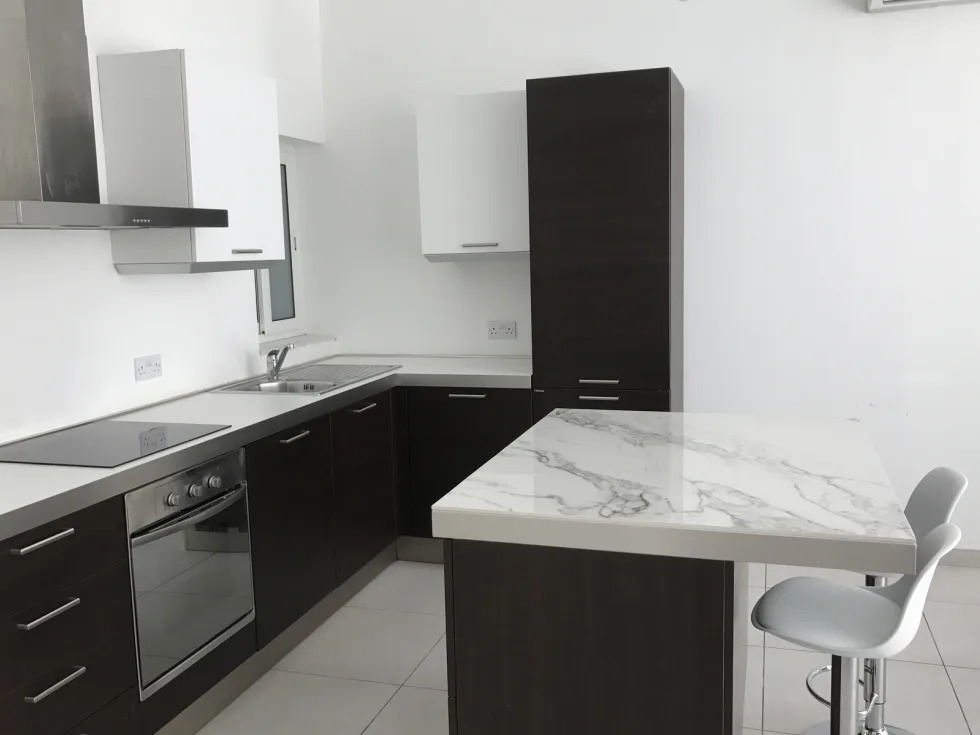 3 bed Apartment For Rent in Sliema, Sliema - thumb 6