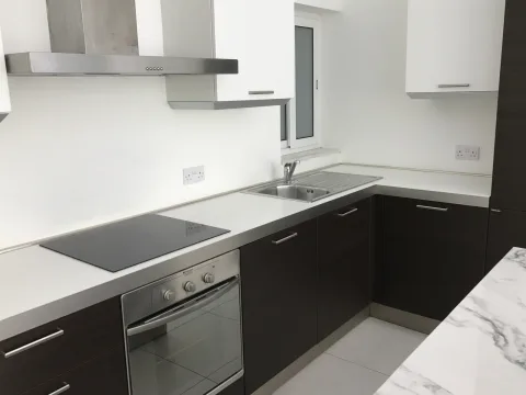 3 bed Apartment For Rent in Sliema, Sliema - thumb 7