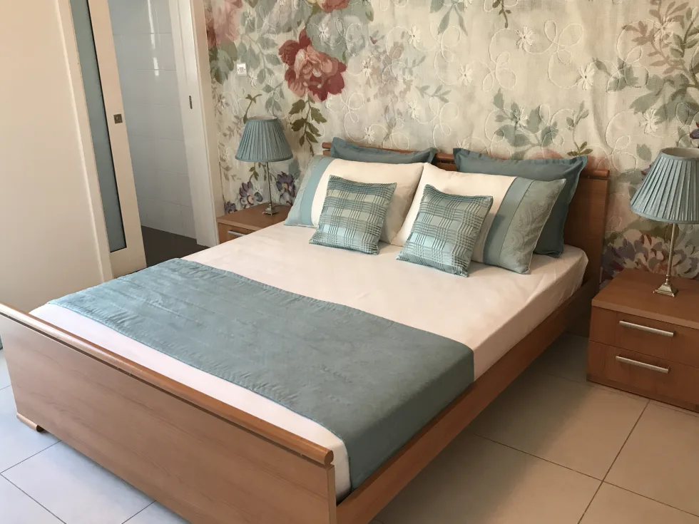 3 bed Apartment For Rent in Sliema, Sliema - thumb 9