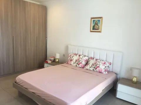 2 bed Apartment For Rent in Sliema, Sliema - thumb 7