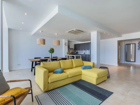 3 bed Apartment For Rent in St Julian's, St Julian's - thumb 2