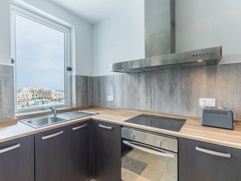 3 bed Apartment For Rent in St Julian's, St Julian's - thumb 7