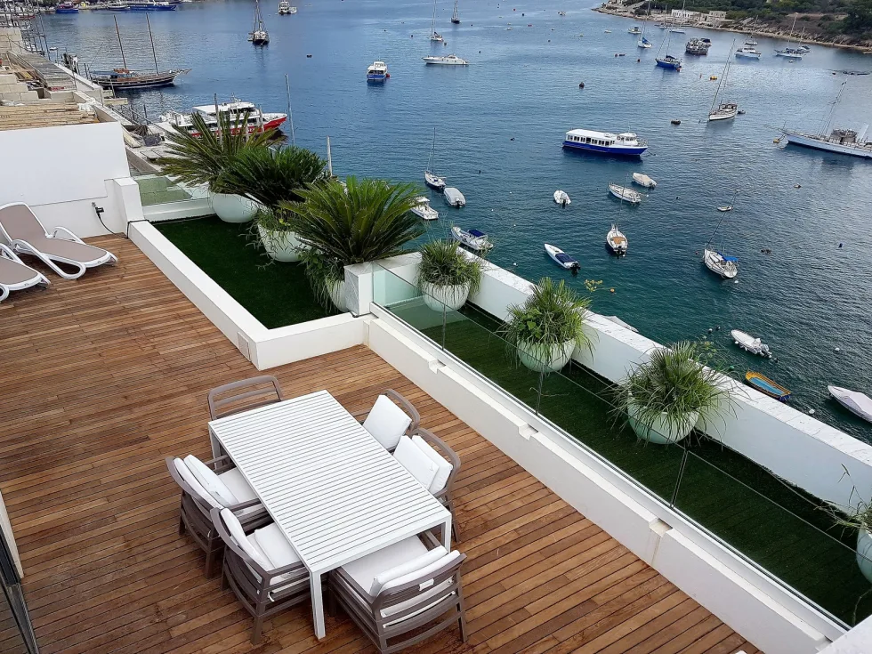 1 bed Penthouse For Rent in Gzira, Gzira - thumb 1