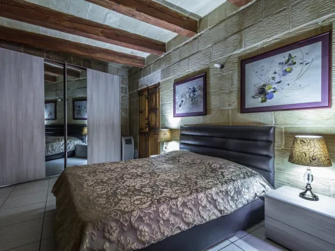 3 bed House of Character For Rent in Attard, Attard - thumb 8