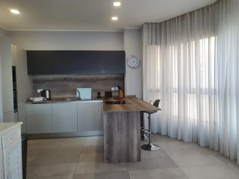 3 bed Apartment For Rent in Sliema, Sliema - thumb 8