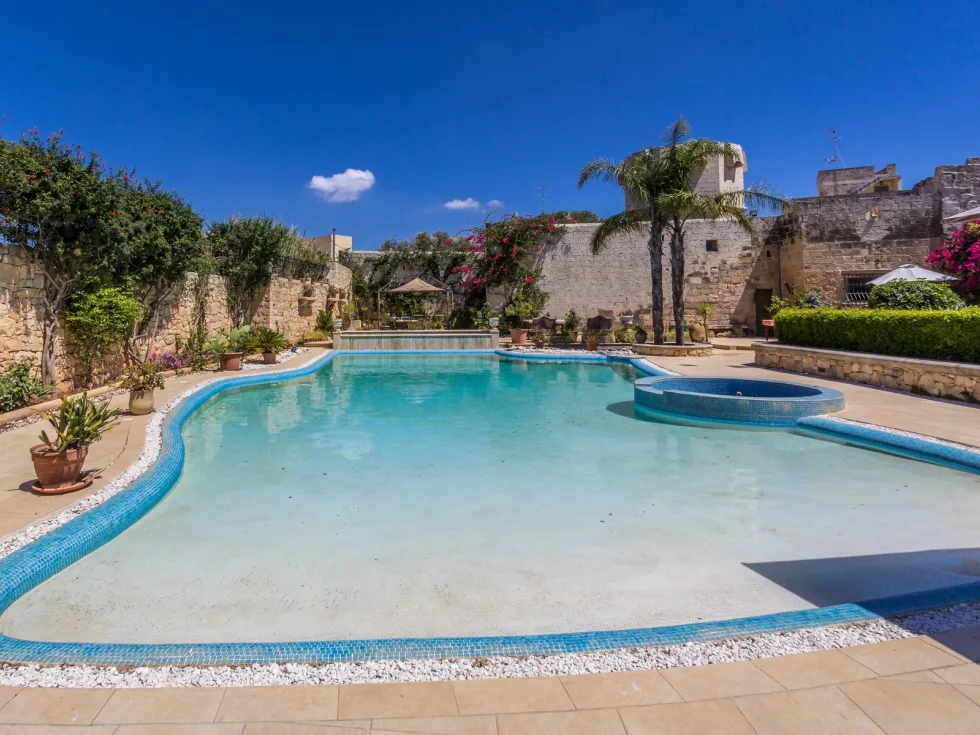 3 bed House of Character For Sale in Qrendi, Qrendi - thumb 1