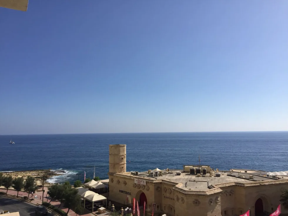 4 bed Apartment For Rent in Sliema, Sliema - thumb 1