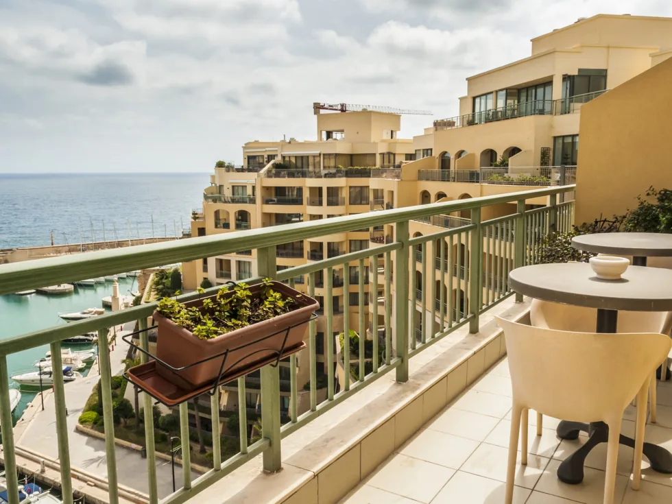 3 bed Apartment For Rent in St Julian's, St Julian's - thumb 1