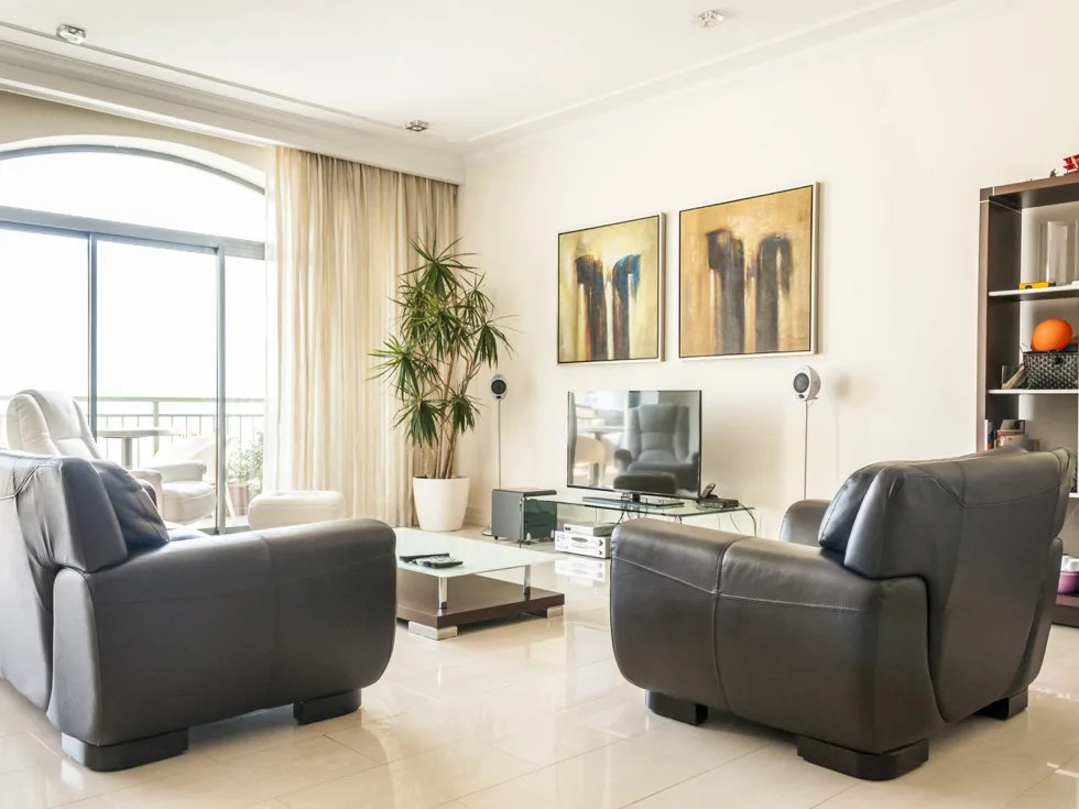 3 bed Apartment For Rent in St Julian's, St Julian's - thumb 4