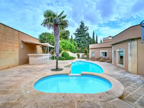 4 bed Villa For Rent in Iklin, Iklin - thumb 1