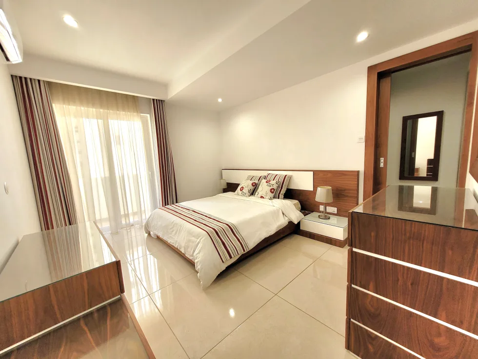 3 bed Apartment For Rent in Sliema, Sliema - thumb 10