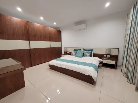 3 bed Apartment For Rent in Sliema, Sliema - thumb 9