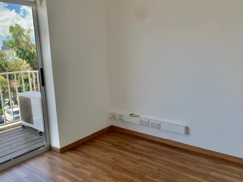 3 bed Apartment For Rent in Sliema, Sliema - thumb 12