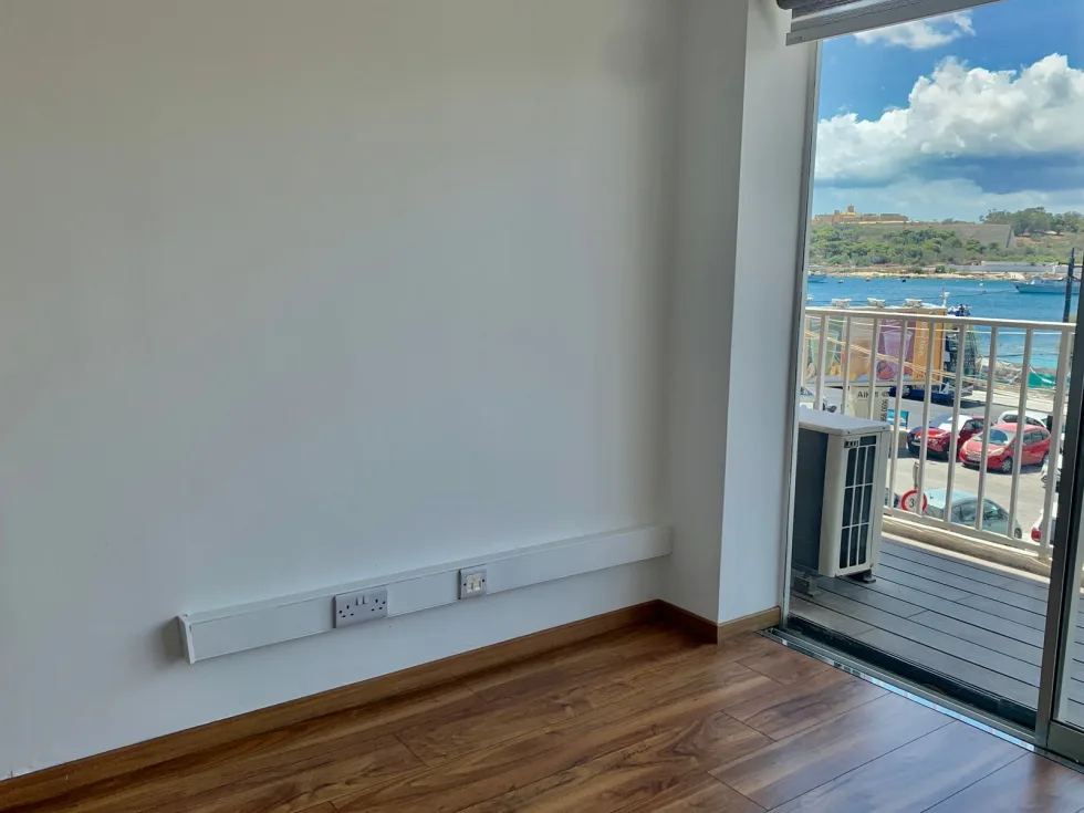 3 bed Apartment For Rent in Sliema, Sliema - thumb 13